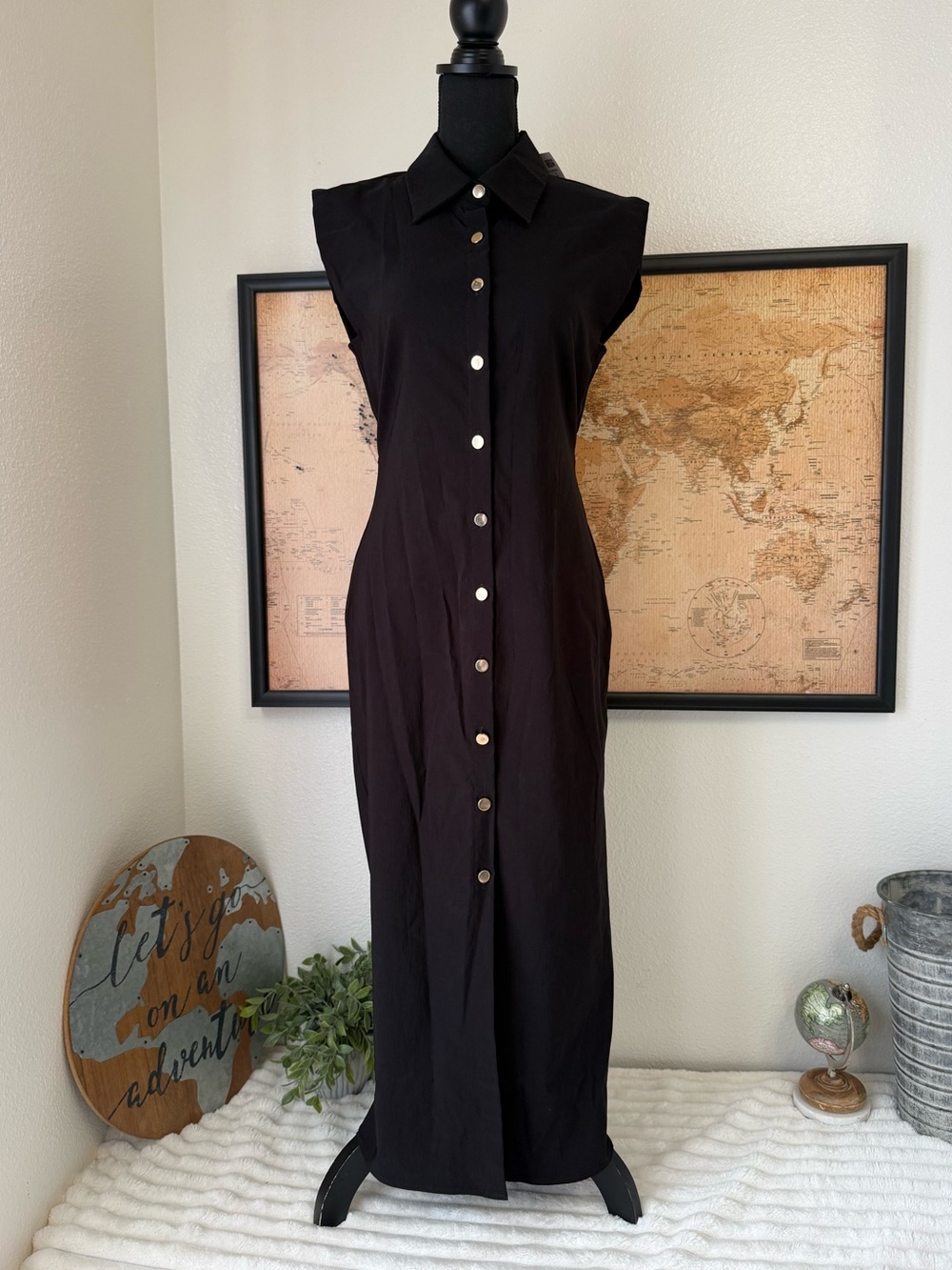 Zara sleeveless button down dress size medium